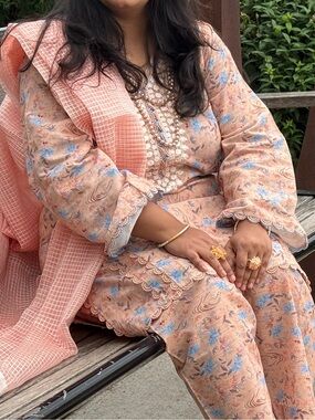 Original Agha Noor Peach Floral Embroidered Women’s Kurta Set with Scarf